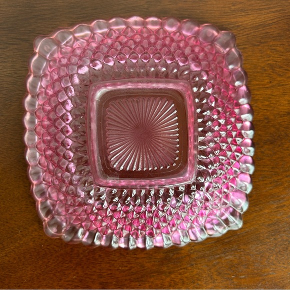 Vintage Square Cranberry Glass Candy Dish Bowl 6 1/2 inches - Picture 5 of 6